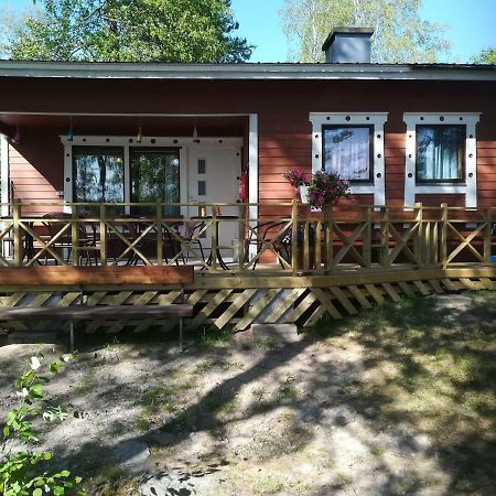 Muurasjärvi Pirttiniemen Lomakylae酒店 外观 照片